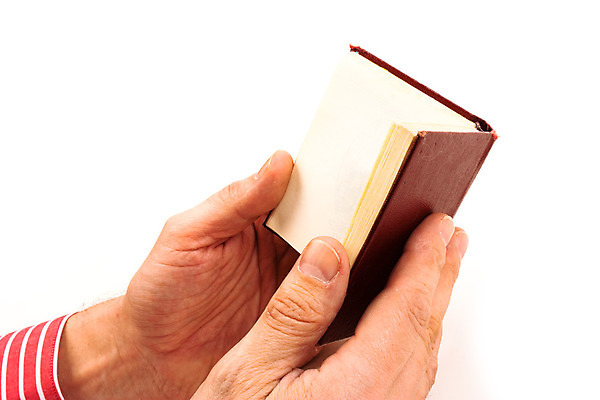 포토 JPG 해외이미지 종교 백그라운드 관리 사람없음 책 성경 흰색 읽기 페이지 양장본 고립 옛날 해외202004 해외포토 컬러 종교용품 모션 파일형식 이미지허브