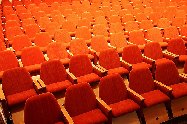 포토 JPG 해외이미지 산업 문화 백그라운드 의자 실내 이벤트 사람없음 빨간색 콘서트 공연 듣기 무대 티켓 우아함 고독 군중 예측 극장 영화 보여주기 연극 객석 실행 오페라 인기 줄서기 유흥 벨벳 해외202004 해외포토 감정 컬러 가구 컨셉 모션 문화예술 사람 내부 실크 파일형식 이미지허브
