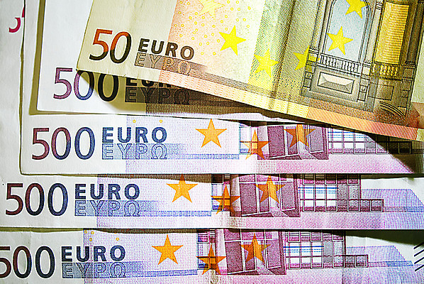 포토 JPG 해외이미지 유럽 백그라운드 지폐 돈 비즈니스 사람없음 금융 경제 컬러풀 세계 글로벌 쪽지 기계 유로 절약 시장 가격 배열 계산서 계좌 관심 세금 예산 위기 해외202004 해외포토 나라 컬러 컨셉 재산 파일형식 이미지허브