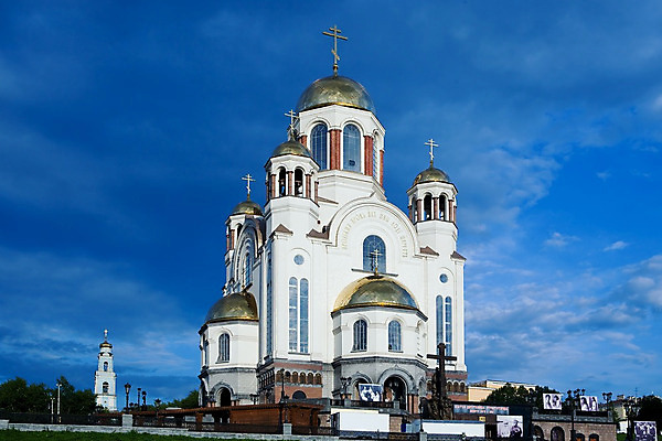 포토 JPG 해외이미지 전통 기독교 종교 십자가 건축양식 하늘 사람없음 건물 장식 파란색 성당 교회 사찰 역사 황금 러시아 러시아인 해외202004 해외포토 서양인 건축물 건축 유럽 컬러 종교건축 파일형식 이미지허브