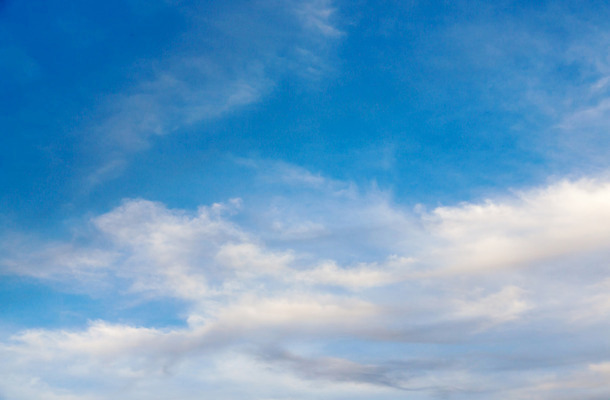 포토 JPG 해외이미지 구름 백그라운드 자연 하늘 풍경 사람없음 야외 가로 파란색 컬러풀 흰색 해외202004 해외포토 자연요소 컬러 생태계 파일형식 이미지허브