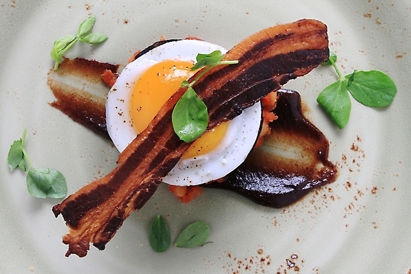 포토 JPG 해외이미지 전통 영어 음식 영국 잉글랜드 콩 요리 사람없음 계란 식사 저녁식사 튀김 아침식사 굽기 베이컨 점심식사 해외202004 해외포토 문자 유럽 곡류 돼지고기 알 구이 파일형식 이미지허브