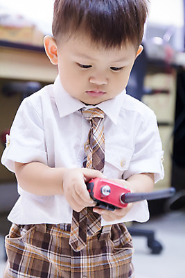 포토 JPG 해외이미지 교육 남자 행복 어린이 비즈니스 한명 사람 소년 책 사무실 아기 엔지니어 뉴스 작음 전자 유지 해외202004 해외포토 1 감정 기술자 크기 파일형식 이미지허브