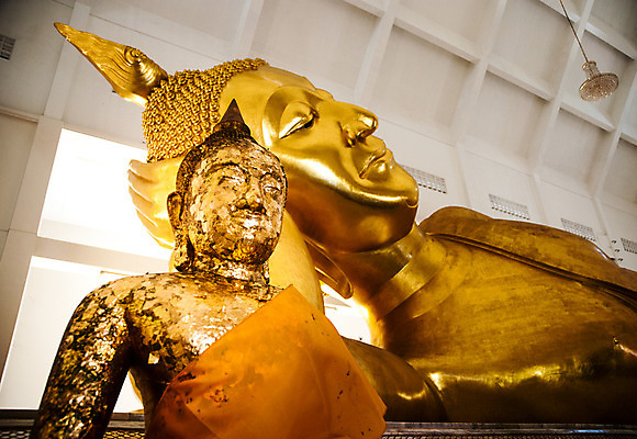 포토 JPG 해외이미지 전통 아시아 종교 문화 조각 백그라운드 불교 태국 미술 동양인 사람없음 야외 파란색 조각상 교회 평화 기도 사찰 영혼 황금 클래식 큼 성직자 승려 심볼 대머리 신성 천국 조형 고물 곰팡이 숭배 신앙심 옛날 스타일 해외202004 해외포토 헤어스타일 나라 컬러 컨셉 종교건축 문화예술 인종 건물 조형물 크기 파일형식 이미지허브