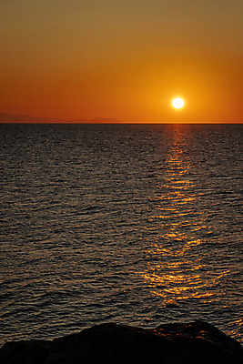 포토 JPG 해외이미지 바다 여행 자연 하늘 휴가 풍경 해변 사람없음 야외 물 태양 황혼 일몰 저녁 해외202004 해외포토 자연요소 노을 야간 생태계 파일형식 이미지허브