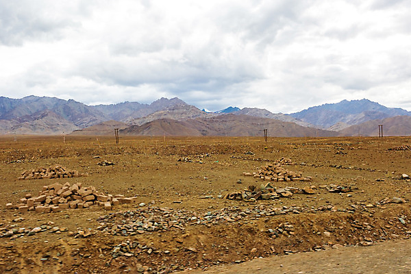 포토 JPG 해외이미지 아시아 여행 자연 하늘 산 풍경 사람없음 관광지 내추럴 해외202004 해외포토 나라 생태계 파일형식 이미지허브