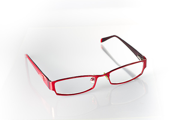 포토 JPG 해외이미지 응시 안경 백그라운드 프레임 사람없음 독서 반사 유행 검은색 침묵 쌍안경 흰색 쌍 우아함 플라스틱 오브젝트 시력 비전 고립 스타일 해외202004 해외포토 시선 잡화 컬러 컨셉 재질 소리 망원경 파일형식 이미지허브