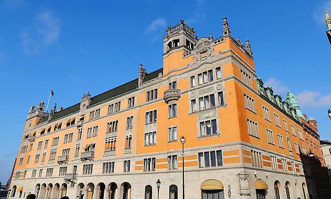 포토 JPG 해외이미지 외관 유럽 여행 건축양식 스웨덴 사람없음 야외 건물 노란색 도시 역사 타운 스칸디나비아 스톡홀름 옛날 해외202004 해외포토 건축물 건축 나라 컬러 북유럽 파일형식 이미지허브