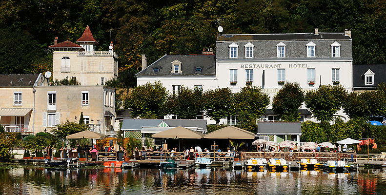 포토 JPG 해외이미지 호수 건축양식 주택 사람없음 건물 물 마을 식당 프랑스 연못 당구 옛날 해외202004 해외포토 자연요소 건축물 건축 유럽 구기 상점 파일형식 이미지허브