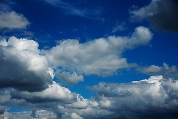 포토 JPG 해외이미지 구름 백그라운드 패턴 자연 하늘 날씨 추상 풍경 사람없음 야외 여름 파란색 빛 햇빛 태양 반사 평화 우주 일출 환경 맑음 어둠 황혼 일몰 봄 새벽 흰색 분위기 저녁 천국 솜털 광 폭풍우 수평선 해외202004 해외포토 자연요소 계절 컬러 컨셉 무늬 노을 비_날씨 야간 자연재해 생태계 파일형식 이미지허브