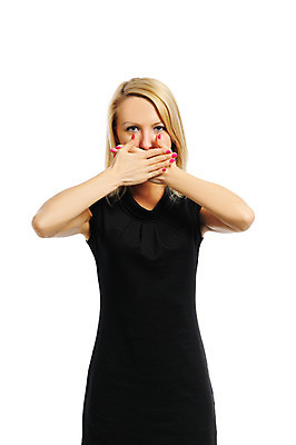 포토 JPG 해외이미지 손 여자 포즈 비즈니스 말하기 서기 사람 손짓 성인 사람없음 금발 금지 흰색 원숭이 입 닫기 알림 사인 나쁜 고립 해외202004 해외포토 헤어스타일 컬러 포유류 모션 신체부위 파일형식 이미지허브