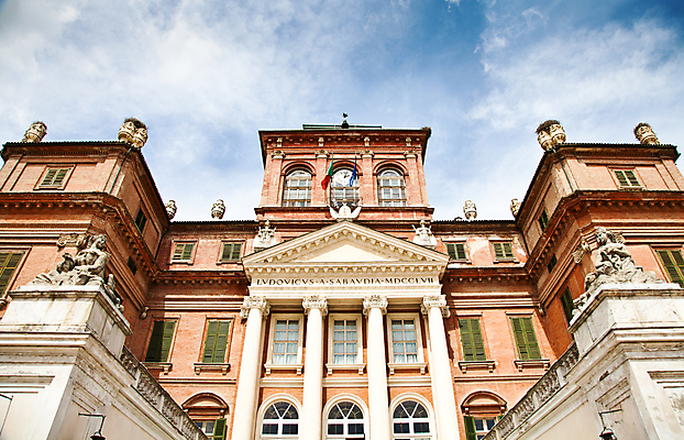 포토 JPG 해외이미지 식물 유럽 여행 패턴 건축양식 창문 벽돌 주택 프레임 사람없음 건물 여름 조각상 계단 이탈리아 궁전 역사 고급 맨션 천연기념물 산기슭 옛날 스타일 해외202004 해외포토 건축물 계절 건축 나라 컨셉 고건축 무늬 산 조형물 파일형식 이미지허브