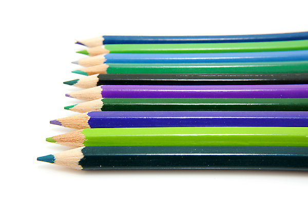 포토 JPG 해외이미지 무지개 학교 사람없음 목재 초록색 파란색 컬러풀 연필 펜 그리기 닫기 오브젝트 그림 날카로움 고립 멀티 줄서기 해외202004 해외포토 자연요소 나무 교육 컬러 재료 모션 학용품 필기구 파일형식 이미지허브