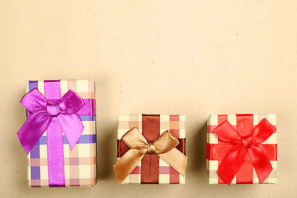 포토 JPG 해외이미지 디자인 리본 종이 백그라운드 크리스마스 휴가 새해 발렌타인데이 선물 사람없음 장식 상자 갈색 수확 축하 신용카드 확인 활 복고 핸드메이드 힙스터 카피스페이스 해외202004 해외포토 패션 기념일 컬러 컨셉 농업 데이이벤트 금융 공백 파일형식 이미지허브