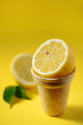 포토 JPG 해외이미지 디자인 음식 분홍색 과일 공 추상 아이스크림 디저트 사람없음 노란색 유행 냉동 얼음 우유 추위 흰색 신선 달콤 맛 엉덩이 레몬 크림 국자 상쾌 슛 원뿔 거짓 고립 바닐라 전용 젤라또 스타일 힙스터 해외202004 해외포토 자연요소 도형 패션 감정 컬러 컨셉 무늬 주방용품 유제품 신체부위 파일형식 이미지허브