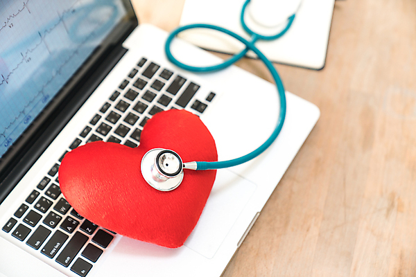 포토 JPG 해외이미지 손 어린이 백그라운드 컨셉 가족 청진기 엄마 건강 사랑 사람 사람없음 시험 간호사 의사 흰색 하트 서비스 보고서 암 돌봄 해외202004 해외포토 모양 교육 감정 컬러 관계 의료기기 모션 신체부위 의료진 질병 파일형식 이미지허브