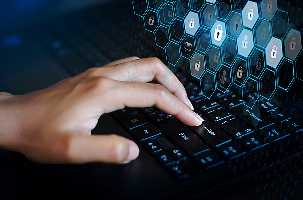 포토 JPG 해외이미지 아이콘 손 백그라운드 컨셉 인터넷 비즈니스 손가락 태국 열쇠 자물쇠 안전 사람 사람없음 단어 노트북 컴퓨터 사무실 디지털 검은색 공책 자료 웹 정보 흰색 키보드 업무 오픈 네트워크 암호 보호 사이버 심볼 오브젝트 잠금 보안 신분 언론 시스템 사생활 키패드 해외202004 해외포토 문자 아시아 컬러 문구용품 신체부위 전자제품 작업 파일형식 이미지허브