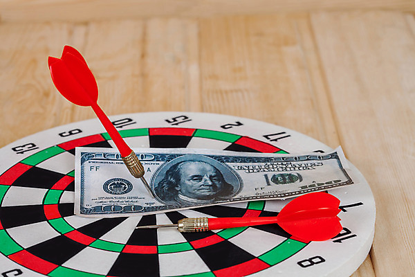 포토 JPG 해외이미지 스포츠 성공 화살 기술 취미 사람없음 경쟁 원형 도박 목표 결심 발사 다트판 다트 황소 날카로움 조준 점수 스파이크 염원 해외202004 해외포토 도형 컨셉 게임 소 파일형식 이미지허브