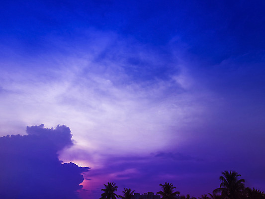 포토 JPG 해외이미지 구름 계절 여행 백그라운드 오렌지 자연 하늘 날씨 휴가 풍경 경사 사람없음 여름 파란색 빛 컬러풀 햇빛 태양 노란색 보라색 검은색 어둠 황혼 일몰 봄 새벽 광선 원형 저녁 연소 웅장함 해외202004 해외포토 자연요소 도형 컬러 과일 노을 야간 생태계 파일형식 이미지허브