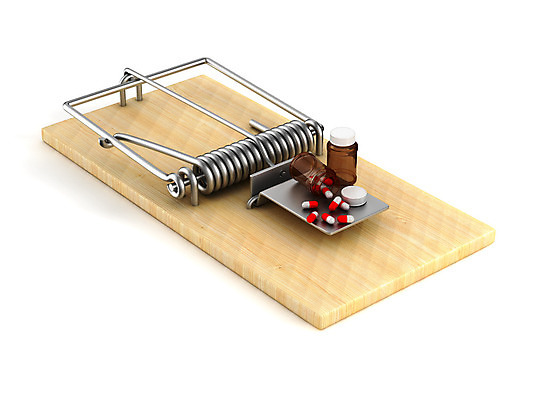 포토 JPG 해외이미지 컨셉 일러스트 건강 사람없음 알약 약 3D 봄 장비 잡기 항아리 속임수 위험 유혹 약국 위협 오브젝트 흰배경 올가미 미끼 중독 조제 습관 고립 해외202004 해외포토 계절 백그라운드 의학 모션 흰색 도자기 디지털합성 만들기 파일형식 이미지허브
