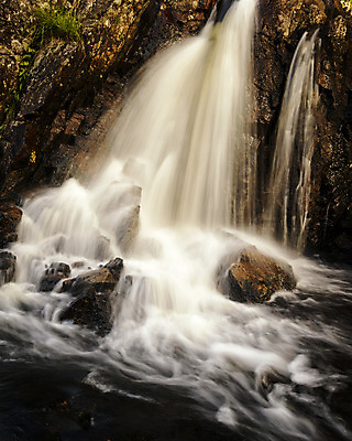 포토 JPG 해외이미지 유럽 자연 북유럽 노르웨이 풍경 사람없음 야외 물 여름 폭포 급류 암초 산악지대 스칸디나비아 해외202004 해외포토 자연요소 계절 나라 산 생태계 파일형식 이미지허브