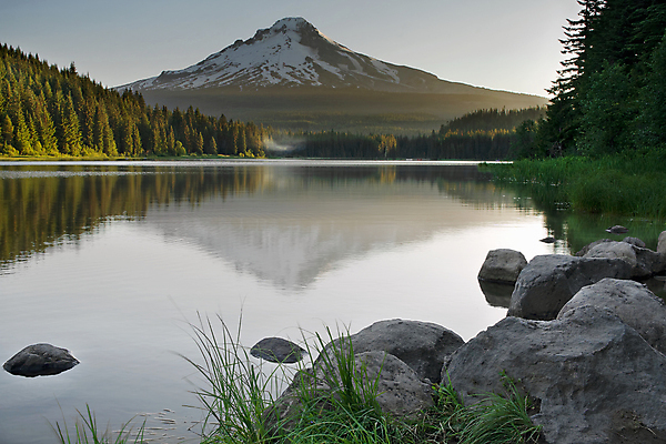 포토 JPG 해외이미지 나무 호수 자국 자연 아침 스키 산 풍경 사람없음 야외 물 반사 일출 고요 안개 황무지 속도 휴양지 해외202004 해외포토 주간 자연요소 식물 날씨 겨울스포츠 노을 장소 생태계 파일형식 이미지허브