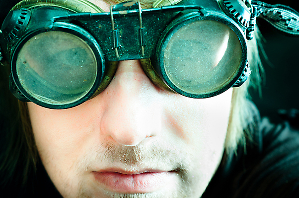 포토 JPG 해외이미지 라이프스타일 감정 얼굴 미래 고글 스트레스 한명 소년 빛 청춘 머리 유행 어둠 수확 마음 업무 뜨거움 입 닫기 유령 모험가 먼지 과로 용접공 우울증 위기 파멸 펑크 스타일 해외202004 해외포토 직업 1 남자 어린이 컨셉 농업 모션 사람 생활 신체부위 작업 질병 파일형식 소멸 이미지허브