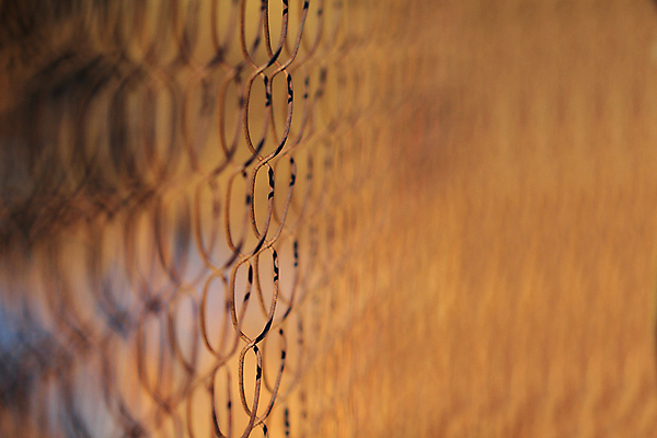 포토 JPG 해외이미지 디자인 산업 선 밧줄 스포츠 백그라운드 패턴 자연 표면 낚시 추상 항해 안전 사람없음 야외 물 파란색 울타리 금속 검은색 테니스 흰색 그물 닫기 보호 엉킴 얽힘 철 질감 보안 철사 하키 망사 골 옛날 철강 해외202004 해외포토 자연요소 줄 컬러 컨셉 무늬 배_교통 모션 재질 레저 담장 구기 직물 생태계 파일형식 이미지허브