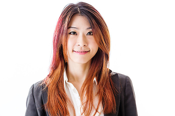 포토 JPG 해외이미지 모델 직업 1 행복 비즈니스 성공 한명 서기 미소 사람 동양인 정장 성인 중국 흰색 비즈니스우먼 자신감 경영자 경영 고립 카피스페이스 해외202004 해외포토 옷 여자 감정 아시아 컬러 컨셉 모션 표정 인종 공백 직장인 리더 파일형식 이미지허브