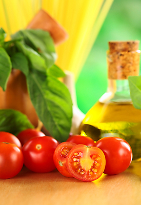 포토 JPG 해외이미지 음식 잎 토마토 채소 재료 스파게티 요리 씨앗 사람없음 빨간색 세로 사진촬영 신선 자르기 허브 날것 바질 숙성 채식주의자 해외202004 해외포토 식물 컬러 모션 파스타 촬영 채식 파일형식 이미지허브