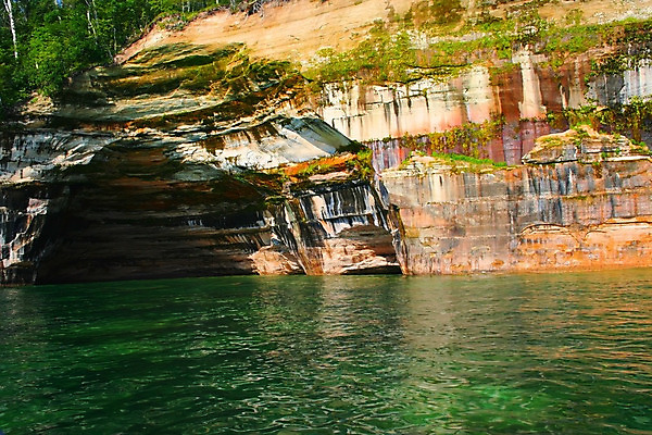 포토 JPG 해외이미지 나무 호수 무지개 자연 산 사람없음 물 강 머리 절벽 폭포 보트 개울 동굴 인도인 아치 암초 우수 해외202004 해외포토 자연요소 외국인 식물 배_교통 동양인 신체부위 절기 생태계 파일형식 이미지허브