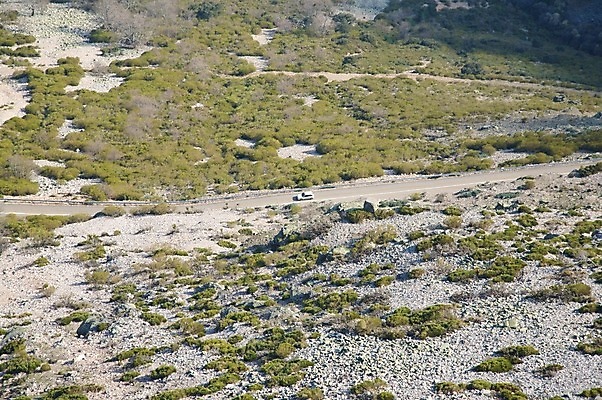포토 JPG 해외이미지 유럽 도로 겨울 자동차 풍경 경사 사람없음 운전 스페인 아스팔트 방향 방법 선로 해외202004 해외포토 계절 나라 길 육상교통 교통시설 모션 파일형식 이미지허브