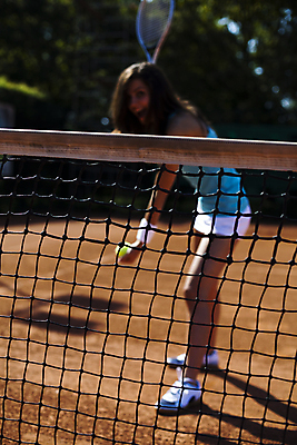 포토 JPG 해외이미지 주간 전신 서양인 우먼라이프 여자 서브 한명 들기 성인 야외 옆모습 아웃포커스 테니스 테니스라켓 네트 테니스장 즐거움 테니스복 성인여자한명만 해외202004 해외포토 자연요소 외국인 1 라이프스타일 감정 스포츠 뷰포인트 스포츠시설 모션 촬영기법 사람 운동복 구기 라켓 여자한명만 성인여자만 파일형식 이미지허브