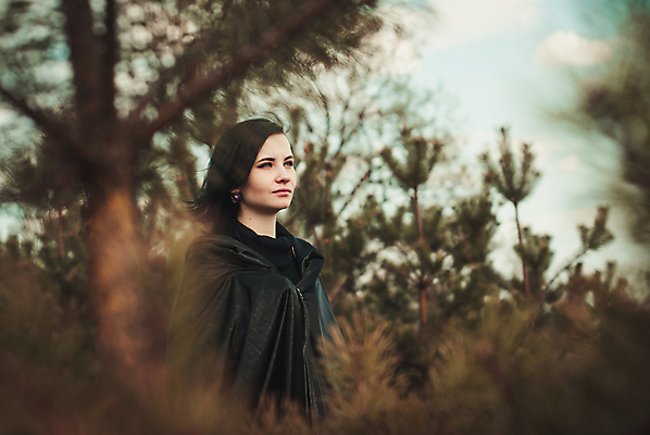 포토 JPG 해외이미지 모델 동화 휴가 한명 유행 어둠 할로윈 안개 흰색 숲 신비 무서움 영화 마녀 공상 마법 나쁜 고딕 초능력 스타일 해외202004 해외포토 1 감정 컬러 컨셉 날씨 문화예술 사람 파일형식 이미지허브