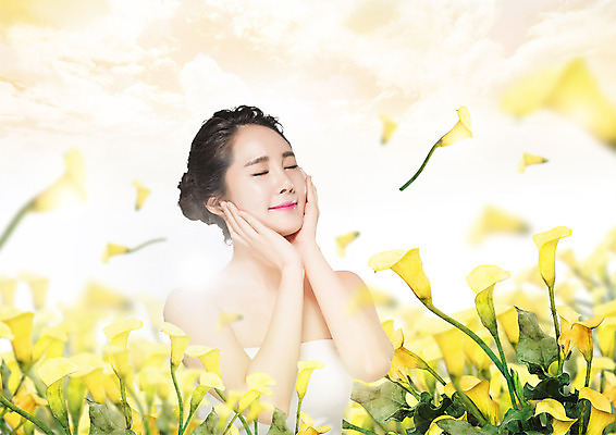 PSD 구름 편집 편집이미지 여자 꽃 하늘 한명 상반신 20대 성인 뷰티 눈감음 한국인 의료성형뷰티 이미지편집 자연요소 식물 1 모션 사람 동양인 청년 파일형식