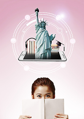 PSD 편집 편집이미지 여자 교육 대학생 학사모 한명 상반신 20대 성인 책 스마트폰 헤드폰 한국인 자유의여신상 글로벌교육 이미지편집 모자 1 학생 음향기기 졸업 사람 동양인 청년 핸드폰 스마트기기 글로벌 미국 세계문화유산 파일형식
