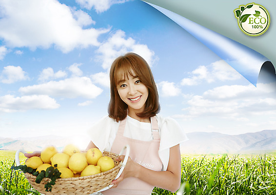 PSD 구름 편집 편집이미지 여자 하늘 한명 웃음 들기 초원 상반신 20대 성인 라벨 바구니 환경 한국인 레몬 에코 유기농 그린슈머 이미지편집 자연요소 1 웰빙 과일 모션 프레임 표정 사람 동양인 청년 파일형식