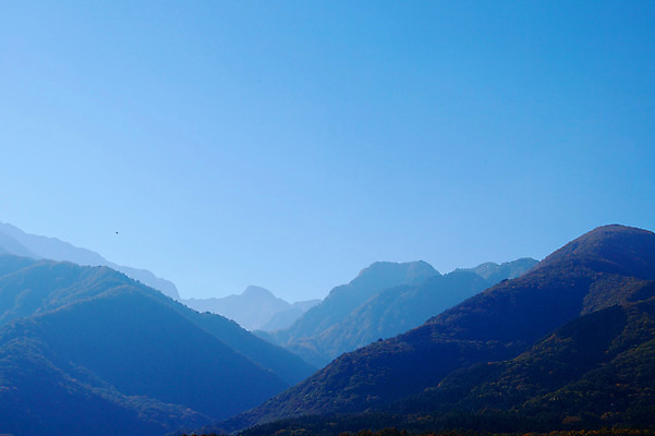 포토 JPG 주간 자연 하늘 풍경 사람없음 야외 산등성이 국내포토 자연요소 산 생태계 파일형식