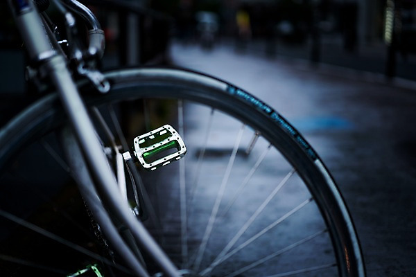 포토 JPG 주간 거리풍경 사람없음 야외 아웃포커스 자전거 바퀴 페달 국내포토 자연요소 거리 촬영기법 풍경 바이크 파일형식