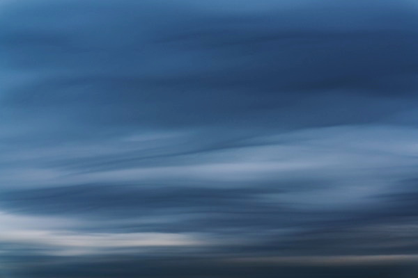 포토 JPG 주간 구름 백그라운드 자연 하늘 풍경 사람없음 야외 먹구름 국내포토 자연요소 생태계 파일형식 구름_자연