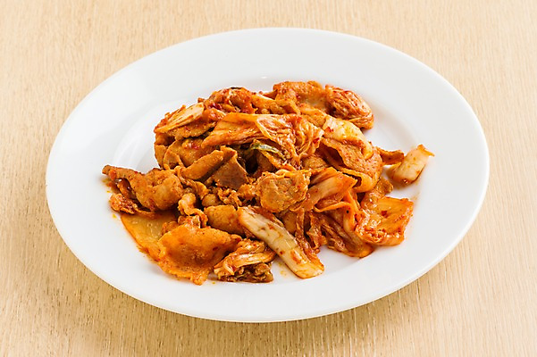 포토 JPG 접시 음식 김치 실내 돼지고기 근접촬영 사람없음 일본음식 국내포토 식기 한식 뷰포인트 육류 내부 파일형식