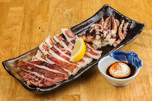 포토 JPG 접시 음식 실내 근접촬영 사람없음 일본음식 오징어구이 국내포토 식기 뷰포인트 내부 구이 파일형식