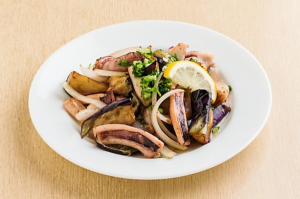 포토 JPG 접시 음식 가지 실내 근접촬영 사람없음 오징어 볶음 일본음식 국내포토 식기 뷰포인트 채소 연체동물 내부 수중동물 파일형식