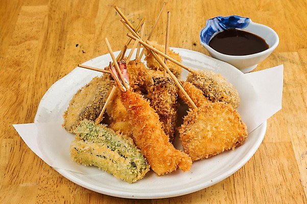 포토 JPG 접시 음식 실내 근접촬영 사람없음 튀김 꼬치 새우튀김 모듬튀김 일본음식 국내포토 식기 뷰포인트 새우 내부 파일형식