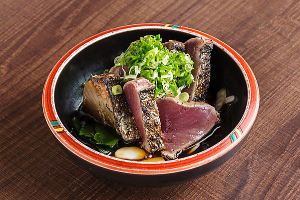 포토 JPG 접시 음식 실내 근접촬영 사람없음 생선요리 가다랑어 일본음식 국내포토 식기 뷰포인트 어류 내부 파일형식