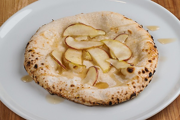 포토 JPG 접시 음식 피자 실내 근접촬영 사람없음 화덕피자 국내포토 식기 뷰포인트 패스트푸드 서양음식 내부 파일형식