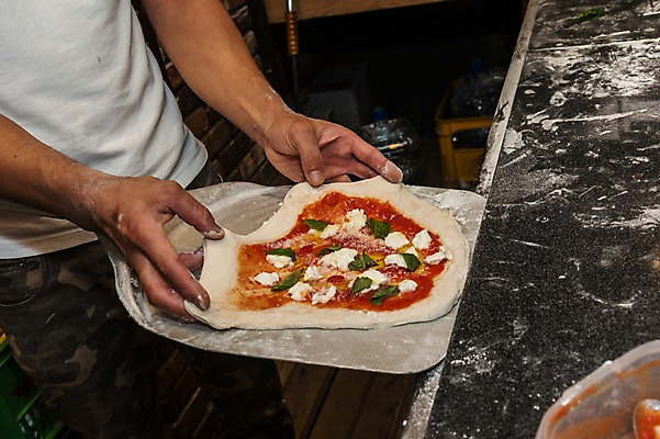 포토 JPG 손 피자 실내 신체부위 요리사 국내포토 직업 패스트푸드 서양음식 사람 내부 파일형식