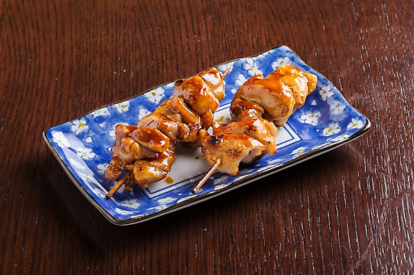 포토 JPG 접시 음식 실내 근접촬영 사람없음 일본음식 야키토리 국내포토 식기 뷰포인트 내부 꼬치 파일형식