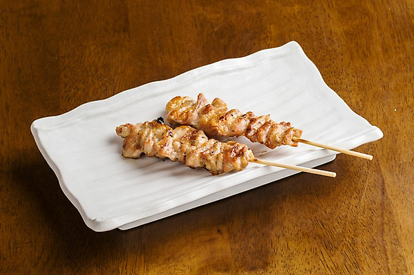 포토 JPG 접시 음식 실내 근접촬영 사람없음 일본음식 야키토리 국내포토 식기 뷰포인트 내부 꼬치 파일형식