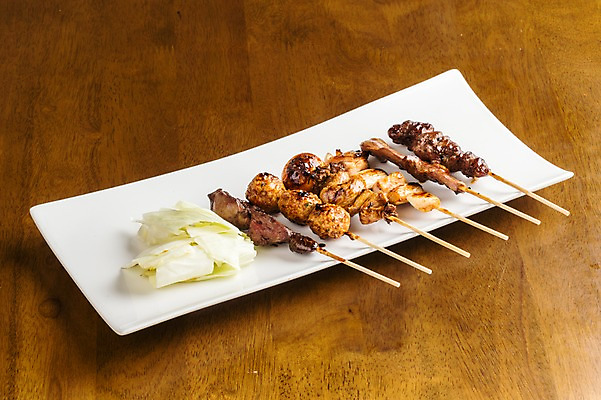 포토 JPG 접시 음식 실내 근접촬영 사람없음 일본음식 야키토리 국내포토 식기 뷰포인트 내부 꼬치 파일형식